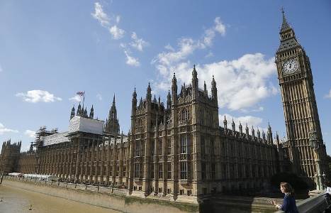 Парламент Британии эвакуировали из-за пожарной тревоги, - пресса