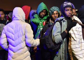 В Кале расселяют лагерь мигрантов