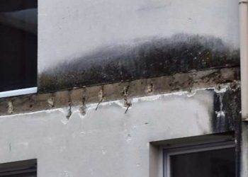 Во Франции четыре человека погибли в результате падения балкона