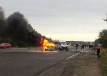 Группа футболистов попала в смертельную аварию
