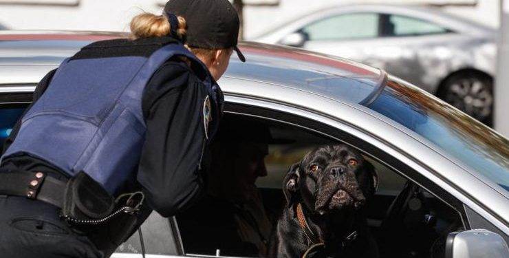 Правительственный квартал охраняют полторы тысячи оперативников