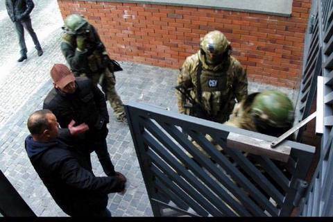 У Корбана снова проводили обыски