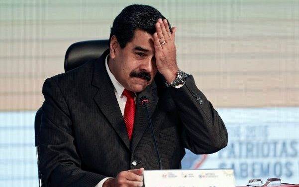 Глава Венесуэлы созывает Совет нацобороны из-за угрозы импичмента