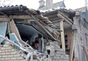 Террористы «ДНР» обстреляли школу в Марьинке