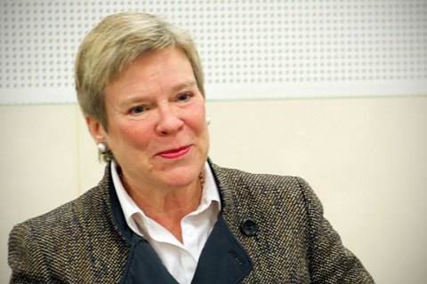 Новым заместителем генсека НАТО стала женщина