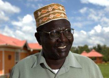 Трамп пригласил на дебаты сводного брата Барака Обамы