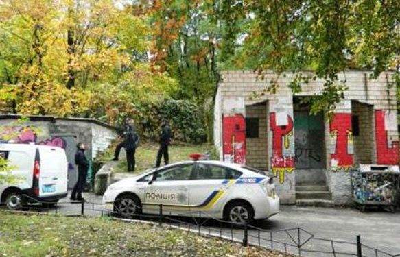 В Киеве возле детской площадки нашли гранату