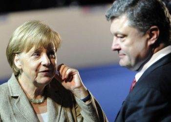 Порошенко обсудил с Меркель безвизовый режим и Донбасс