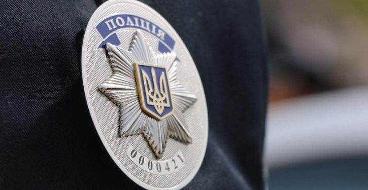 В Харьковской области неизвестный во двор частного дома бросил взрывчатку