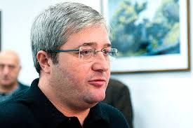 В Тбилиси взорвали авто грузинского оппозиционера Таргамадзе