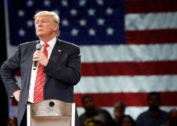 Трамп планирует встретиться с президентом РФ еще до инаугурации