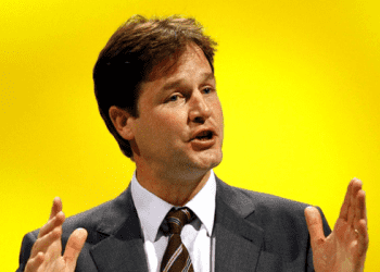 В Великобритании призвали ФИФА отобрать у России футбольный мундиаль