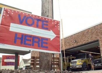 Российских дипломатов не пустят на избирательные участки в США