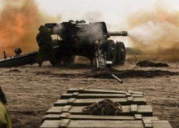 На Донбассе гремят артиллерийские залпы