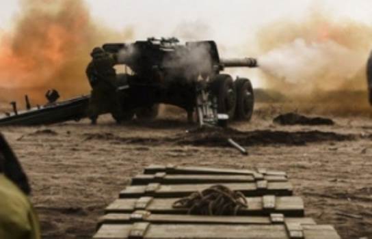 На Донбассе гремят артиллерийские залпы