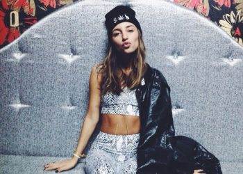 Kristina Si не смогла попасть в Украину, - видео