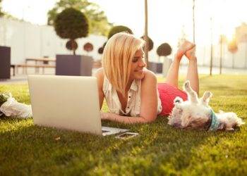 В Украине в силу вступает новый закон для фрилансеров