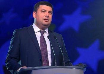 Гройсман посоветовал Балчуну "не сходить с рельсов"