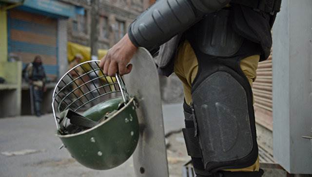 Китайские солдаты остановили строительство канала в Индии