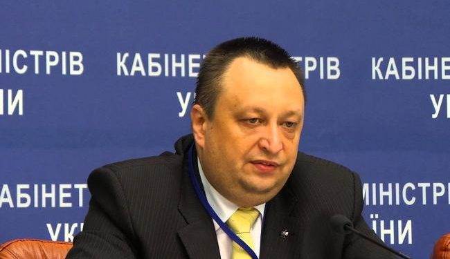 Состоятельные сепаратисты привезли в Черногорию флаги непризнанных ДНР и ЛНР