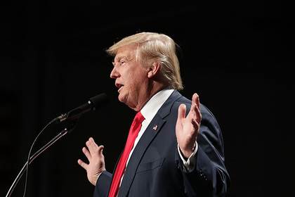 Ку-клукс-клан выступил за избрание Трампа главой США