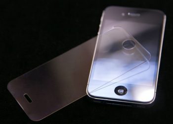 Apple запустит производство сапфирового стекла