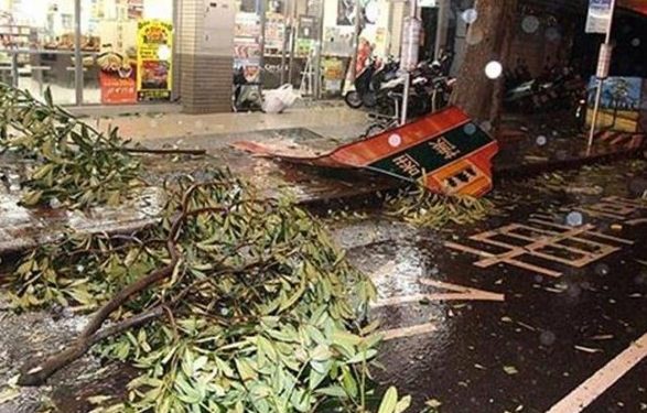 Из-за тайфуна в Шанхае эвакуирована часть жителей