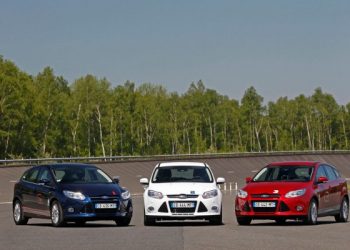 Ford и Toyota спорят о том чья модель стала бестселлером