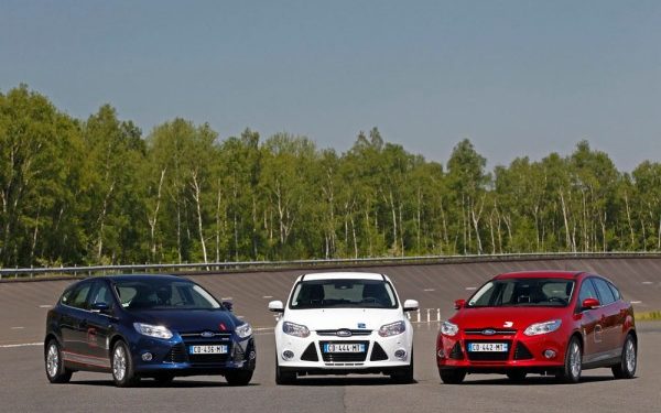 Ford и Toyota спорят о том чья модель стала бестселлером