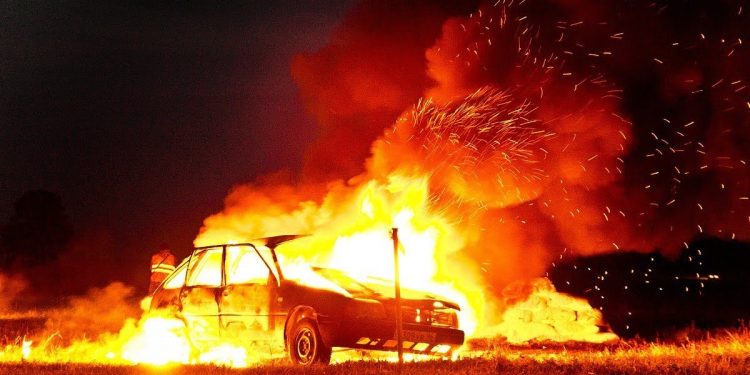 Нічні підпали автомобілів у Києві