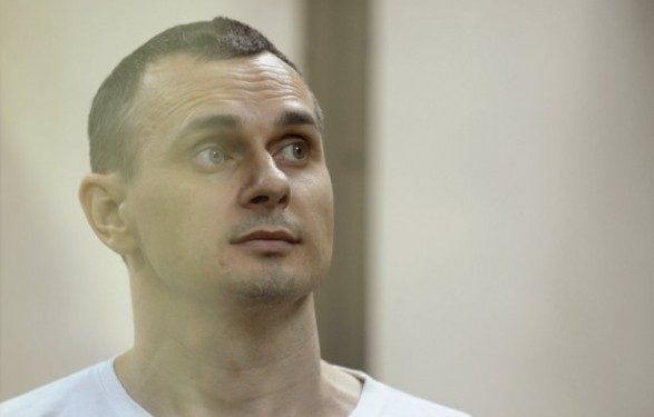 Сценарій до нового фільму готує Сенцов